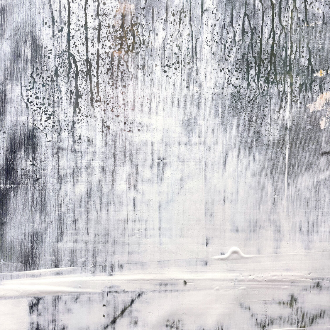 STRUCTURE 2 44.5"x21.6"