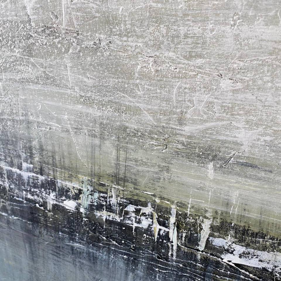 GREY SERENITY 32"x32"