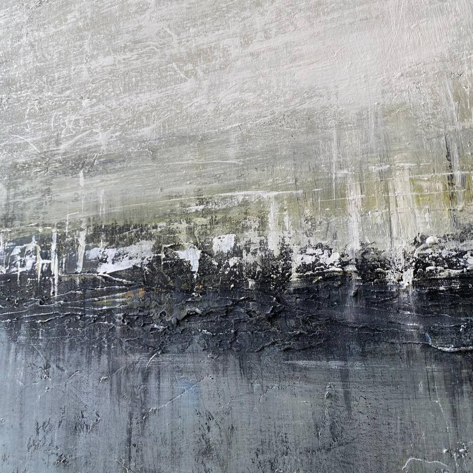 GREY SERENITY 32"x32"