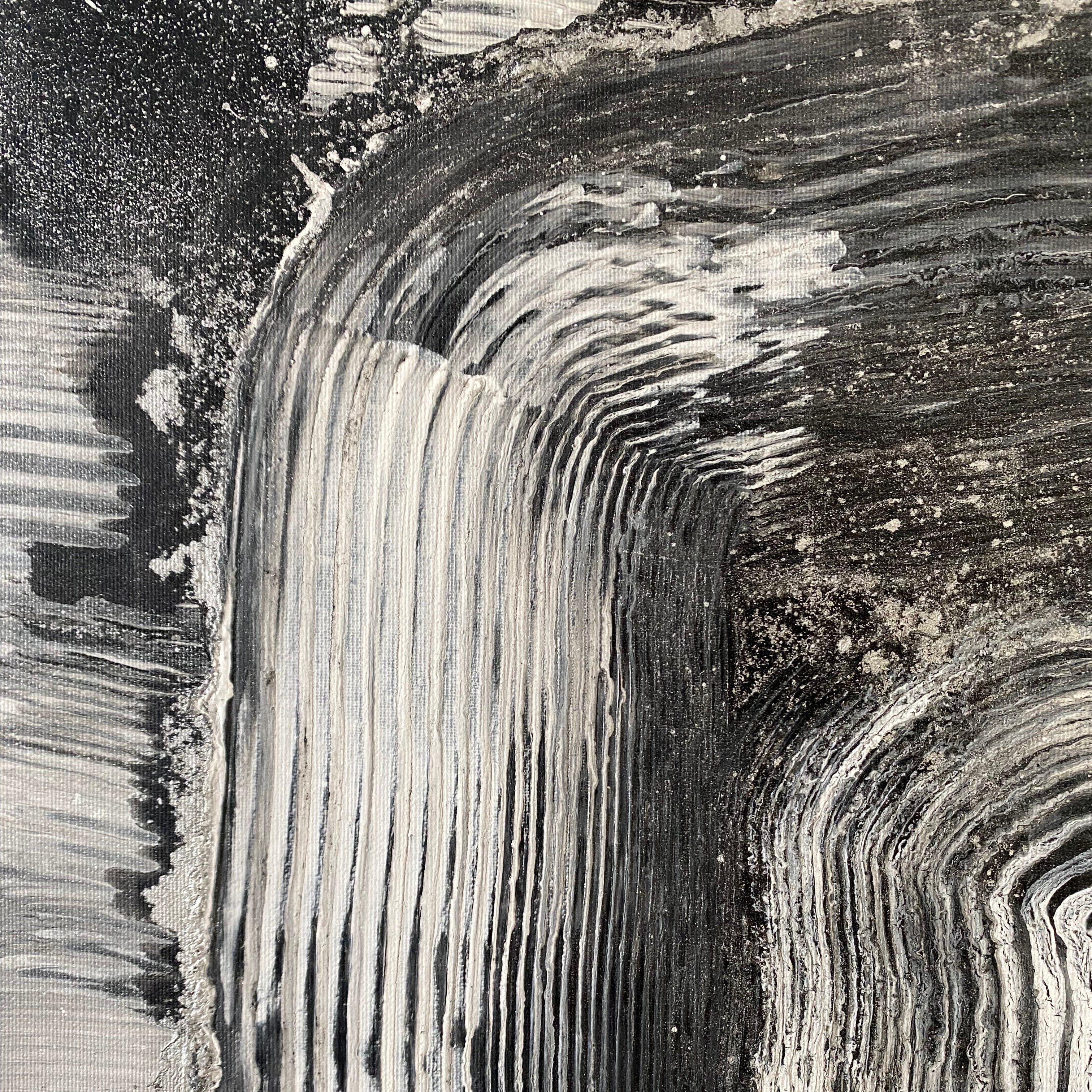 ABYSSAL ECHOES 26"x26"