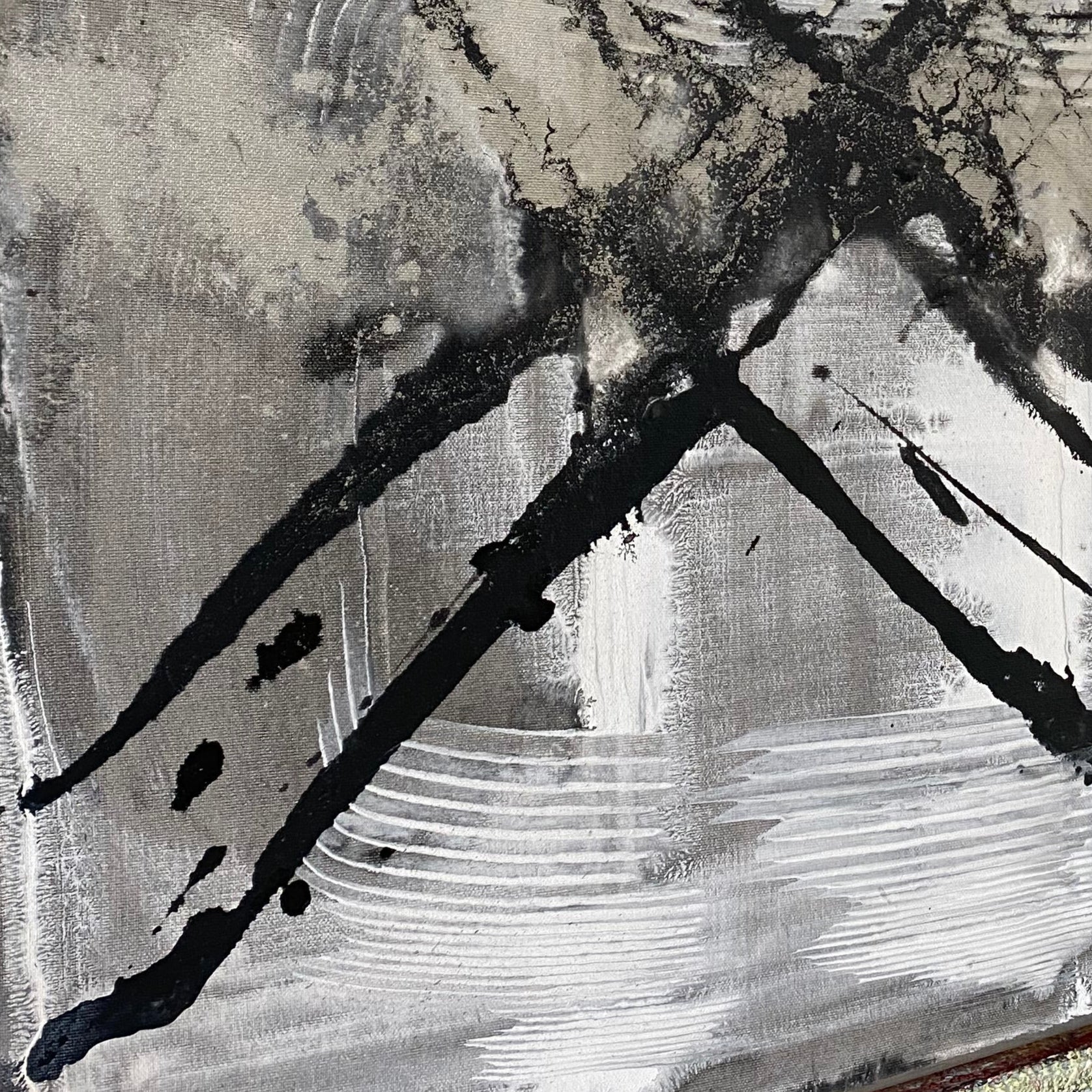 MONOCHROME IMPACT 26"x26"