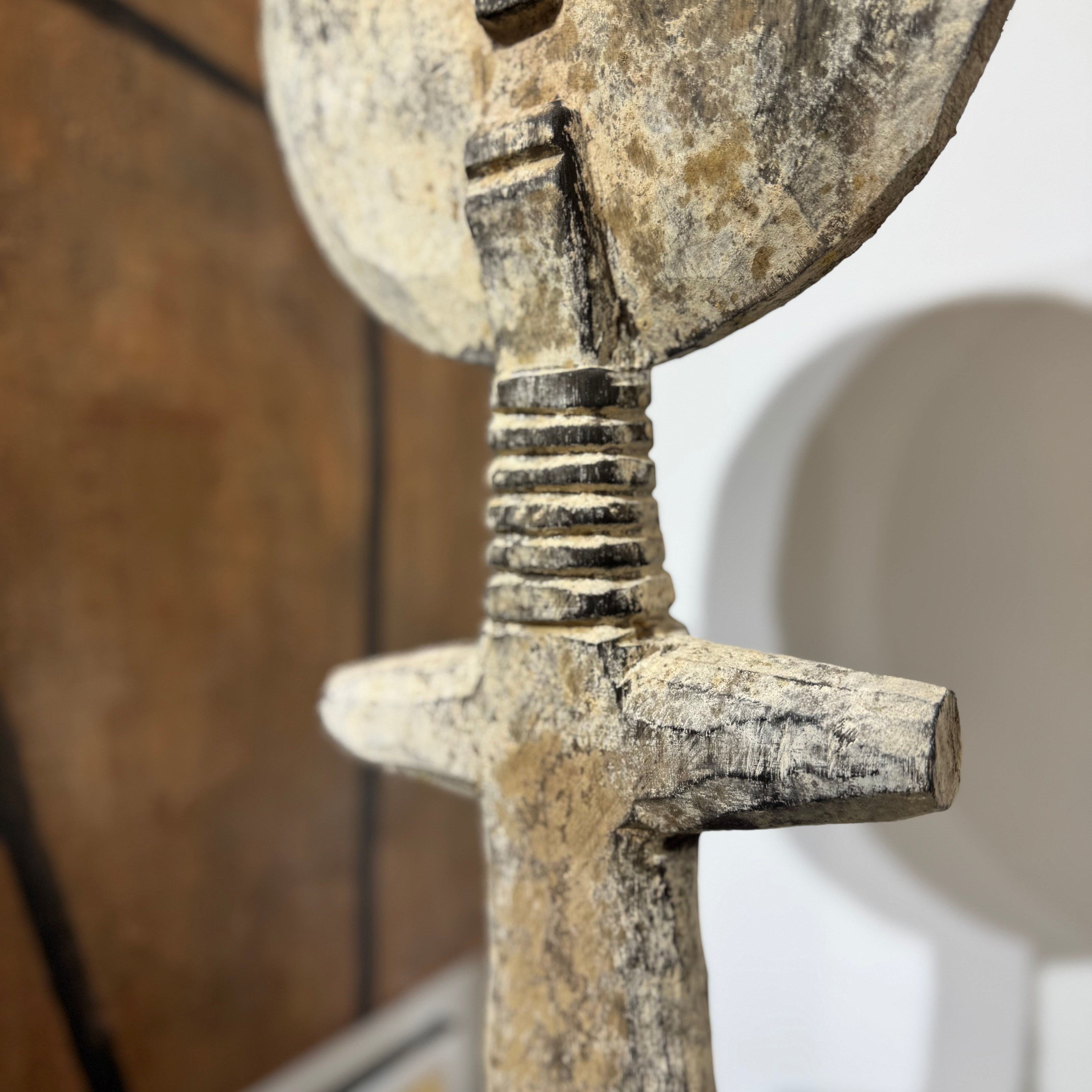 SILENCE TOTEM 27.5"x7.8"