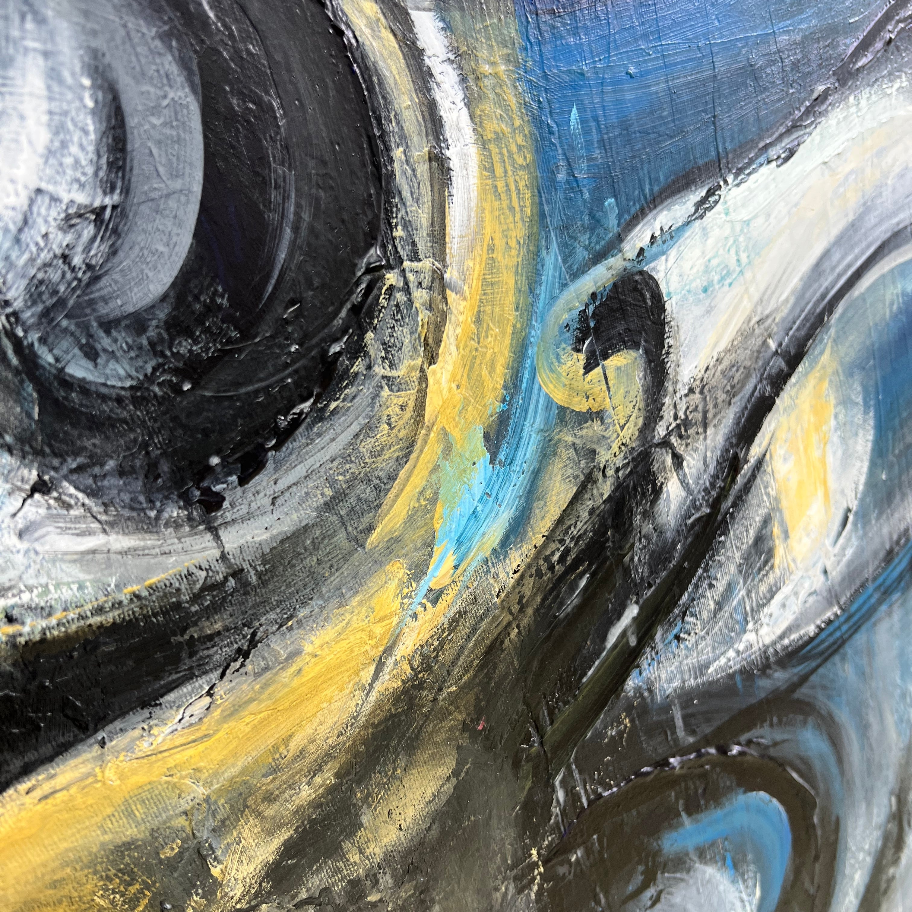 MIDNIGHT ECHOES 45.6"x45.6"