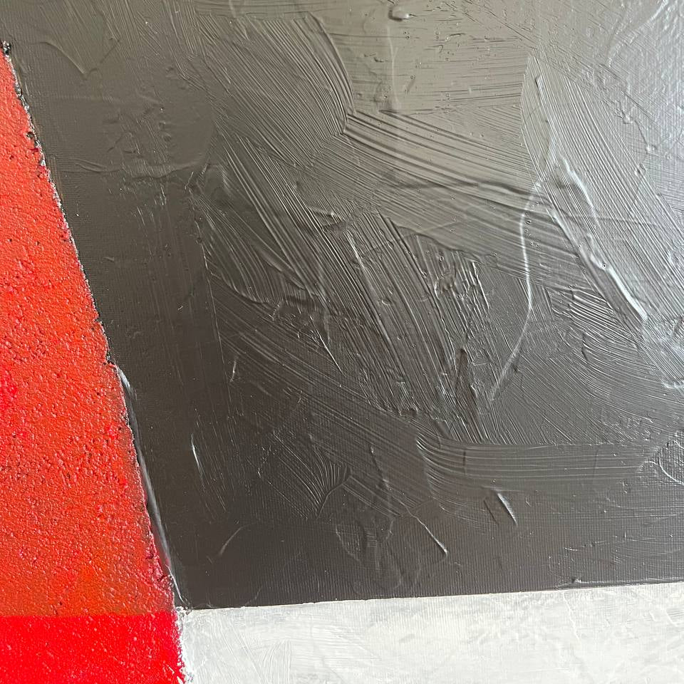 CRIMSON CONTRAST 40“x40"