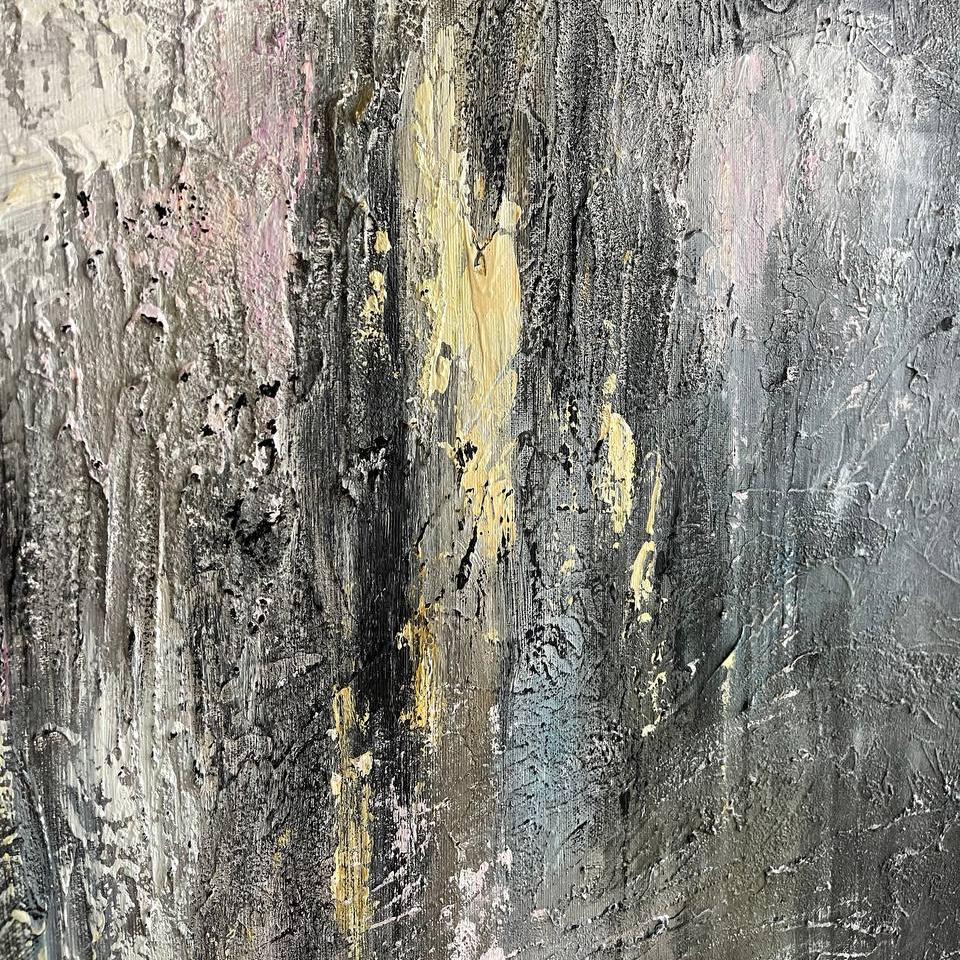 MONOCHROMATIC REVERIE