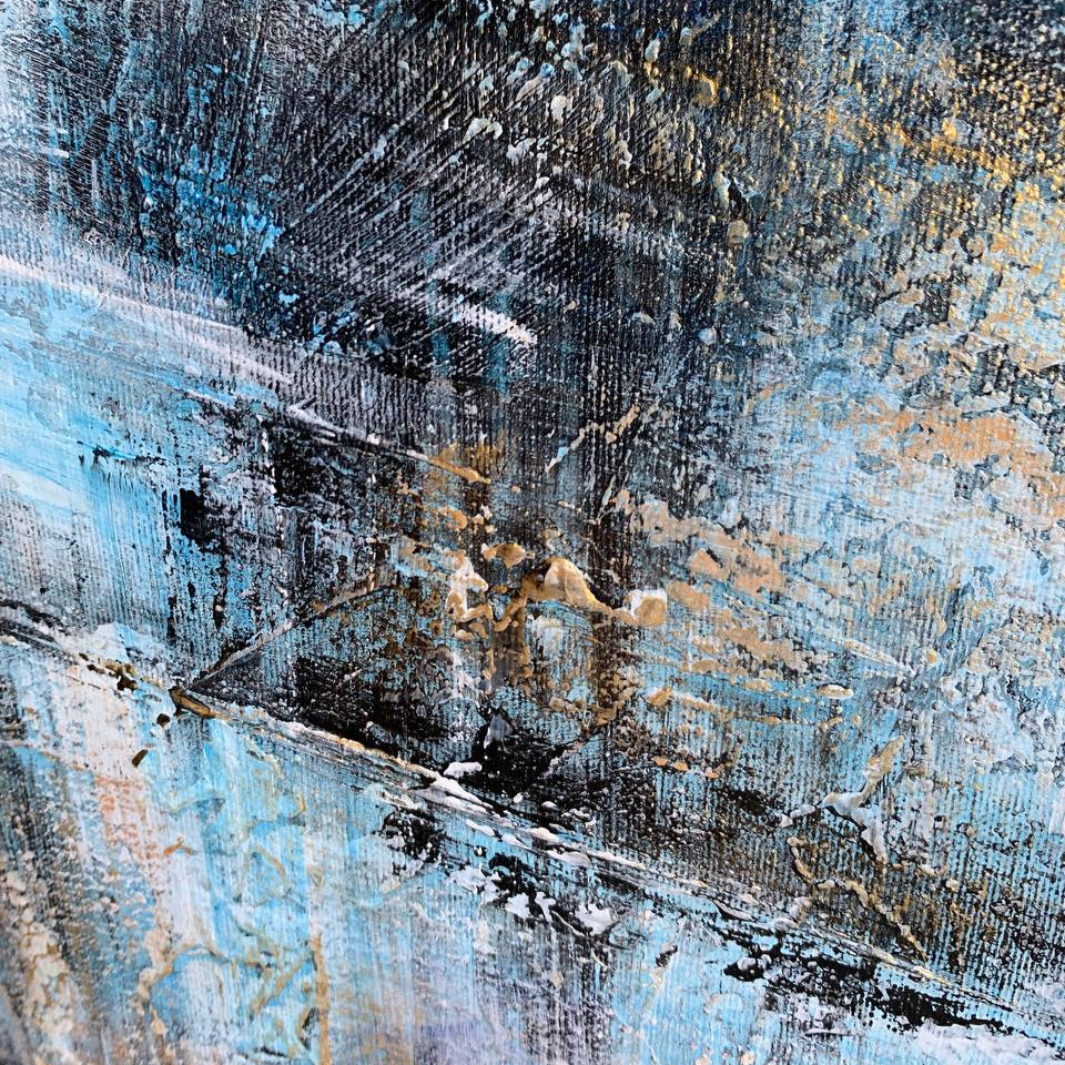 BLUE GLOW 27.5"x27.5"