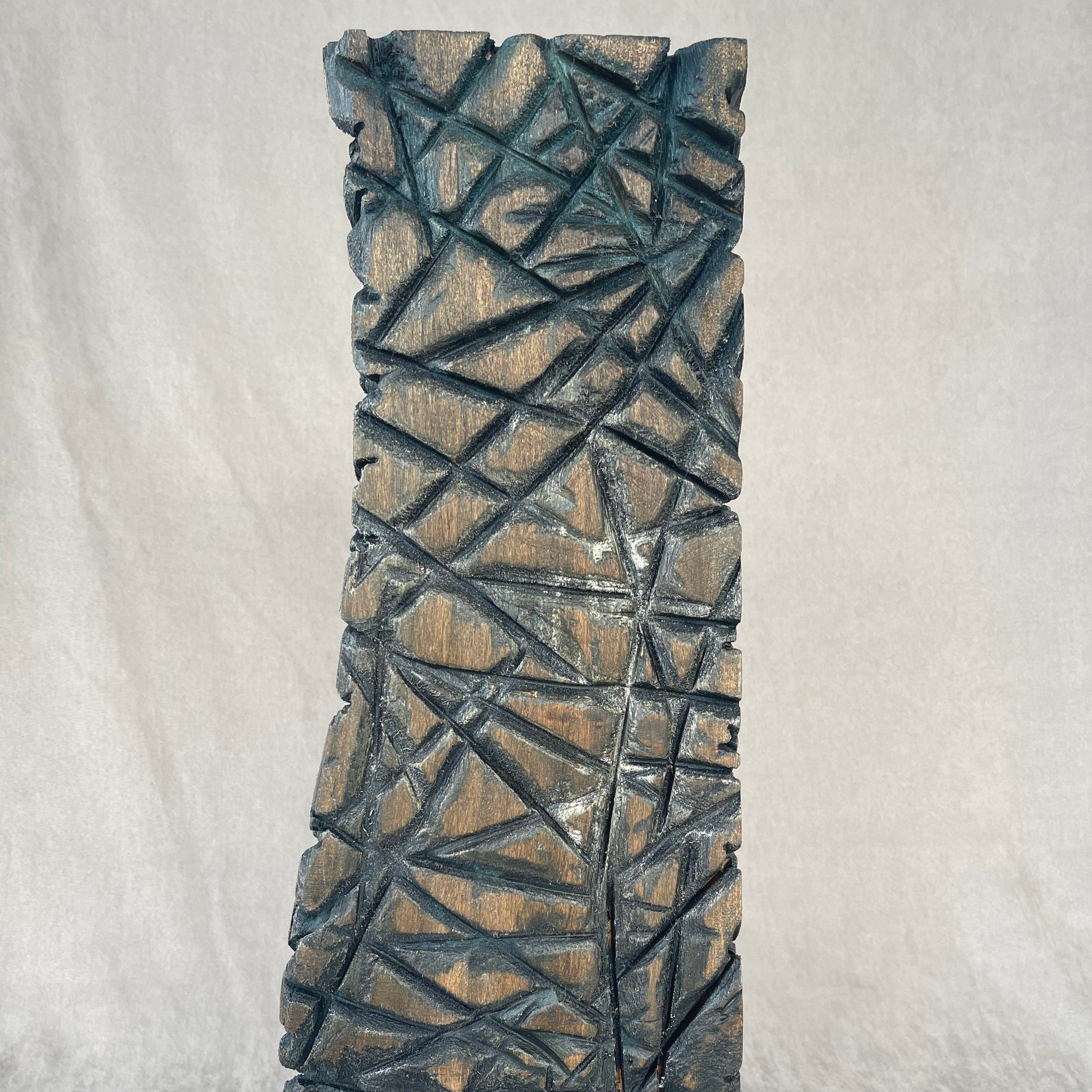 SATELLITE 19.3"x7.5"