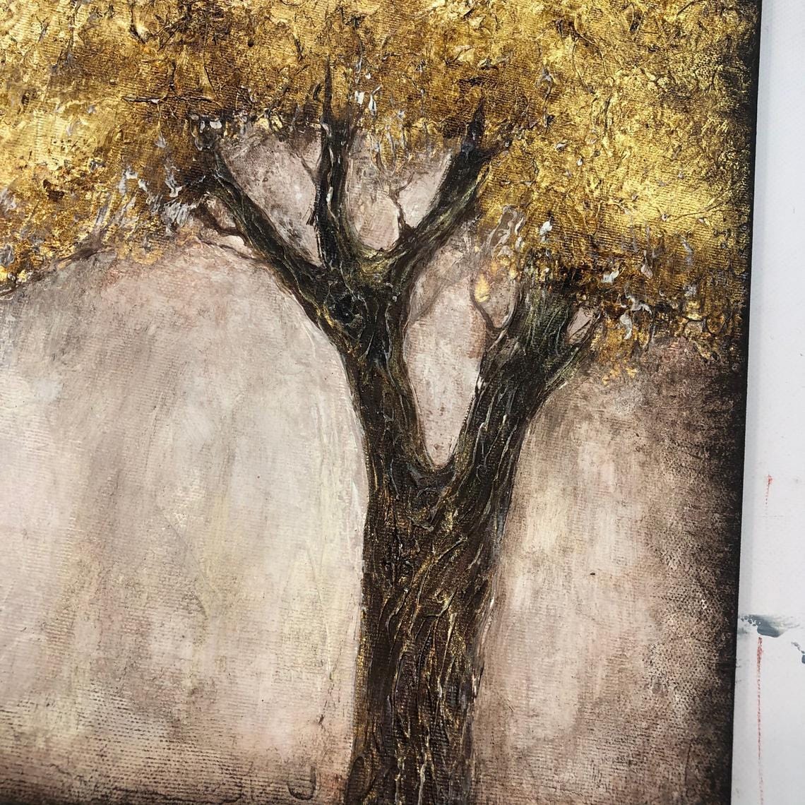 GOLDEN TREE