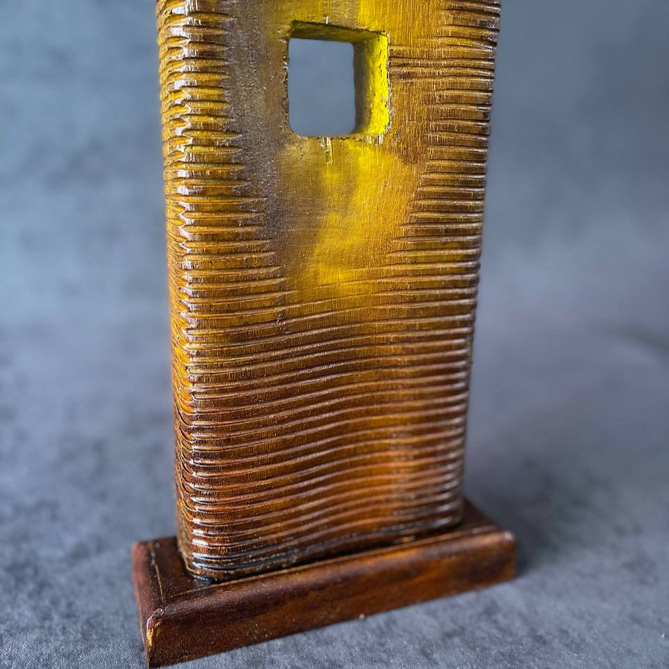 HONEY TOWER 27"x5"