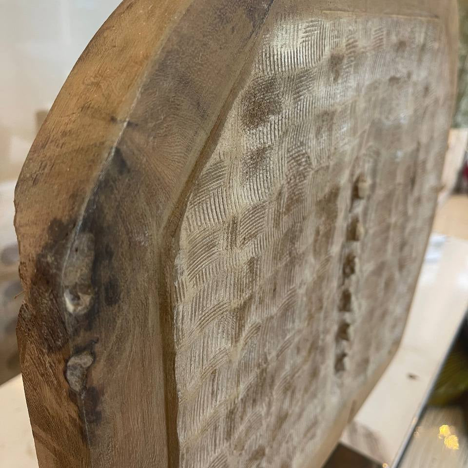 INFINITY SHIELD 17.3"x16.5"