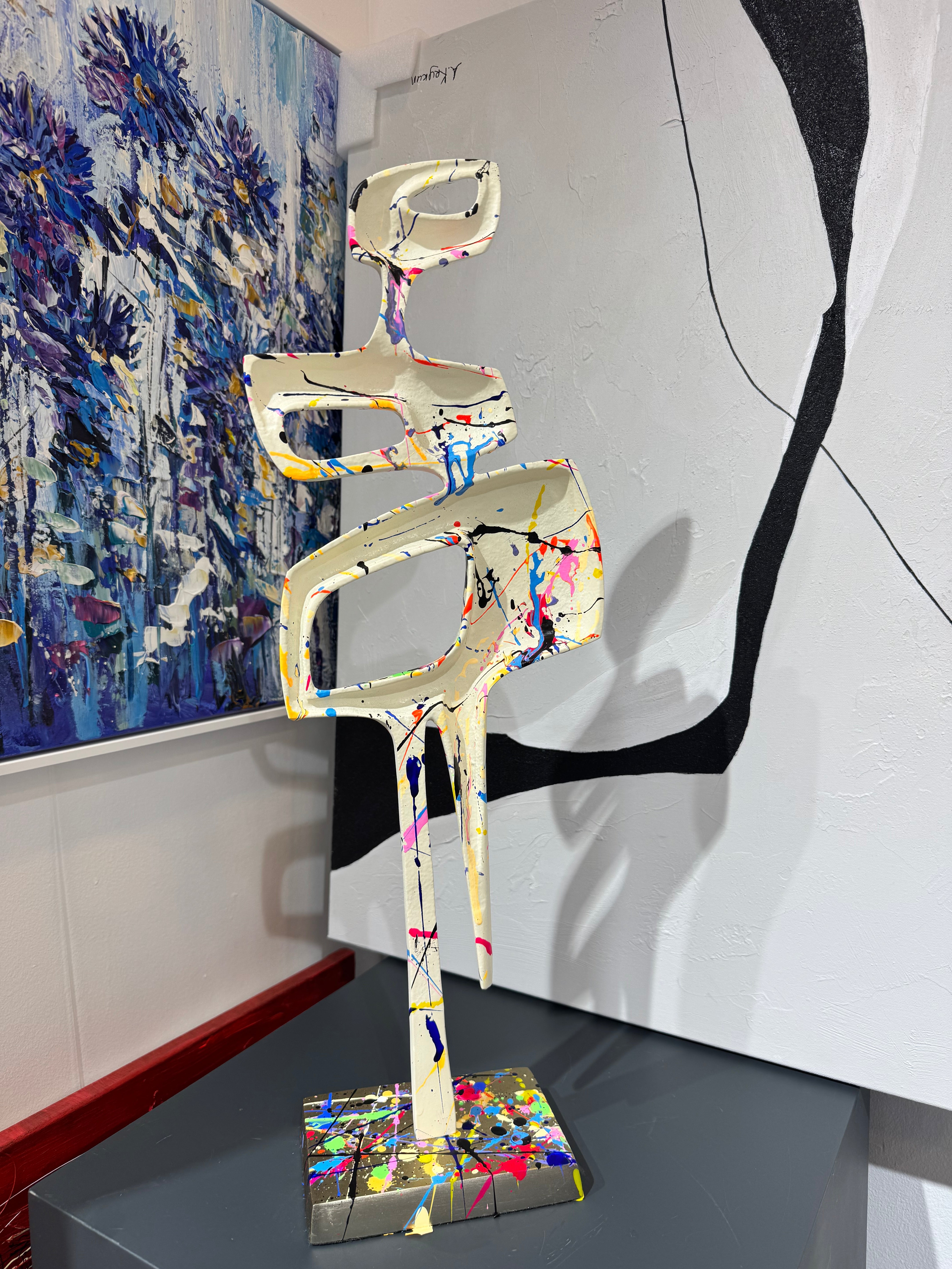 CELESTIA 22.8"x7.1"x3.9"