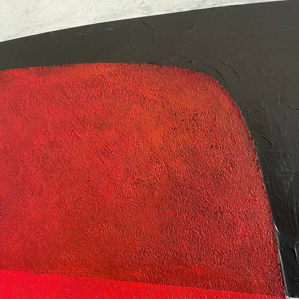 CRIMSON CONTRAST 40“x40"