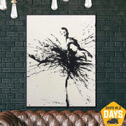 لوحة راقصة الباليه من القماش كبيرة الحجم لوحة فنية جدارية كبيرة الحجم باللون الأسود | BALLERINA MELANIA 28"x20"